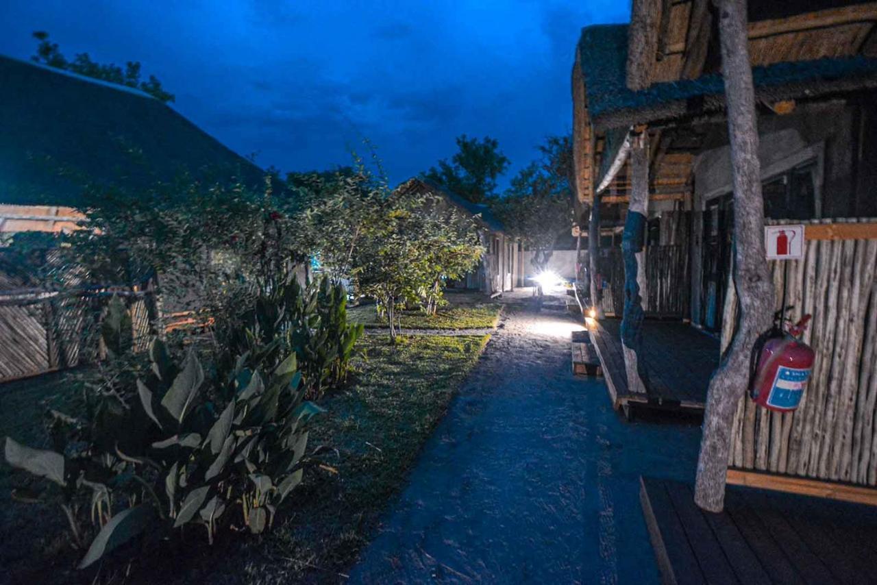 African Excursions Guest House Khwai Exterior foto